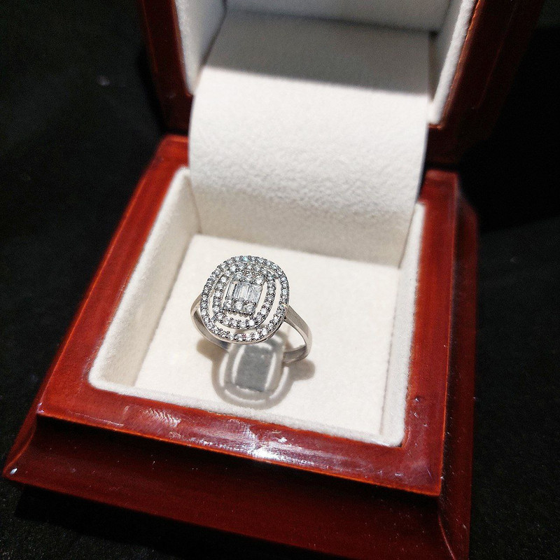 انگشتر نقره زنانه جی تی ای مدل امرالدکات