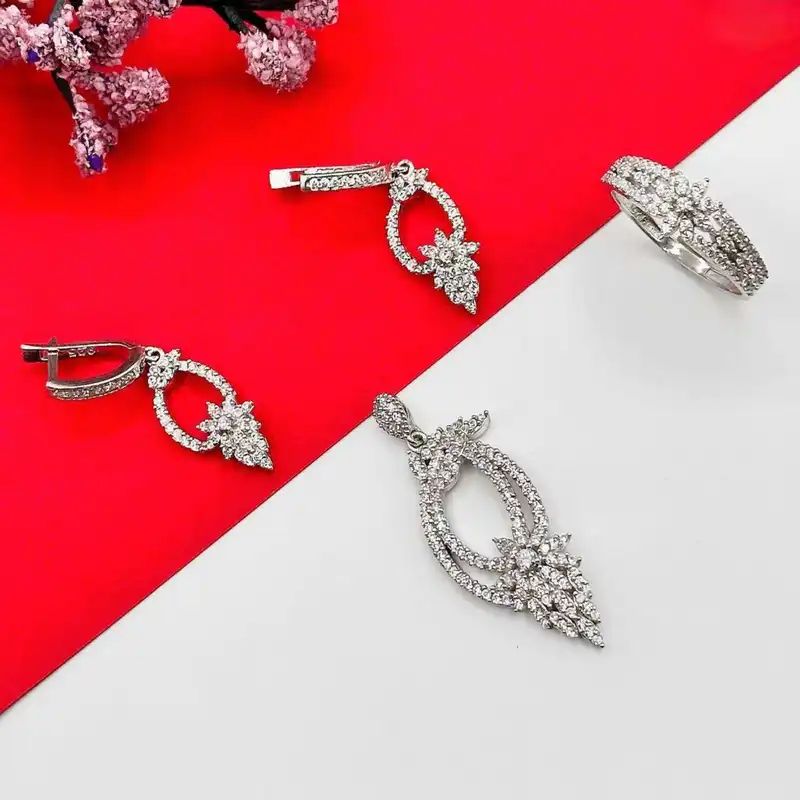 نیم ست نقره زنانه مدل لونا BARF14