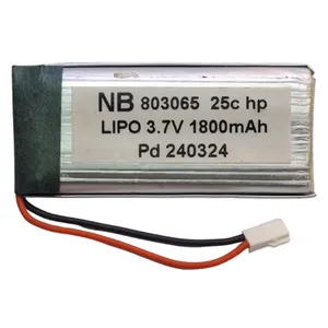 باتری لیتیومی قابل شارژ مدل NB-25c-HP-803065-1800 ظرفیت 1800 میلی‌ آمپر ساعت