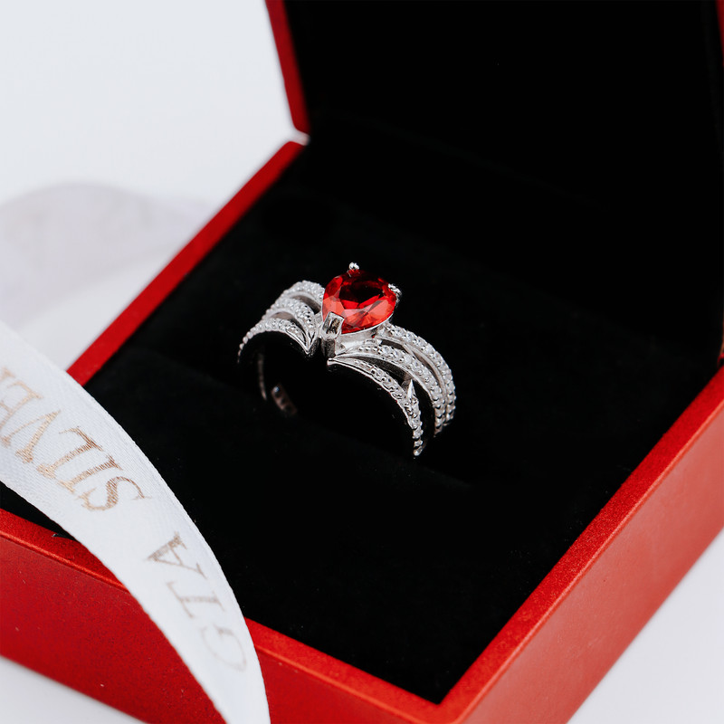 انگشتر نقره زنانه جی تی ای مدل جی نایس 50 انگشتر نقره زنانه جی تی ای مدل جی نایس 50