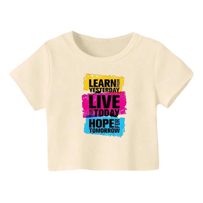 کراپ‌ تی‌شرت آستین کوتاه زنانه مدل نوشته کد 2