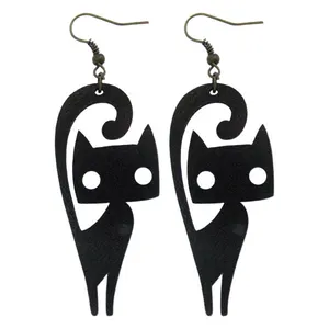 گوشواره زنانه مستر راد مدل CAT