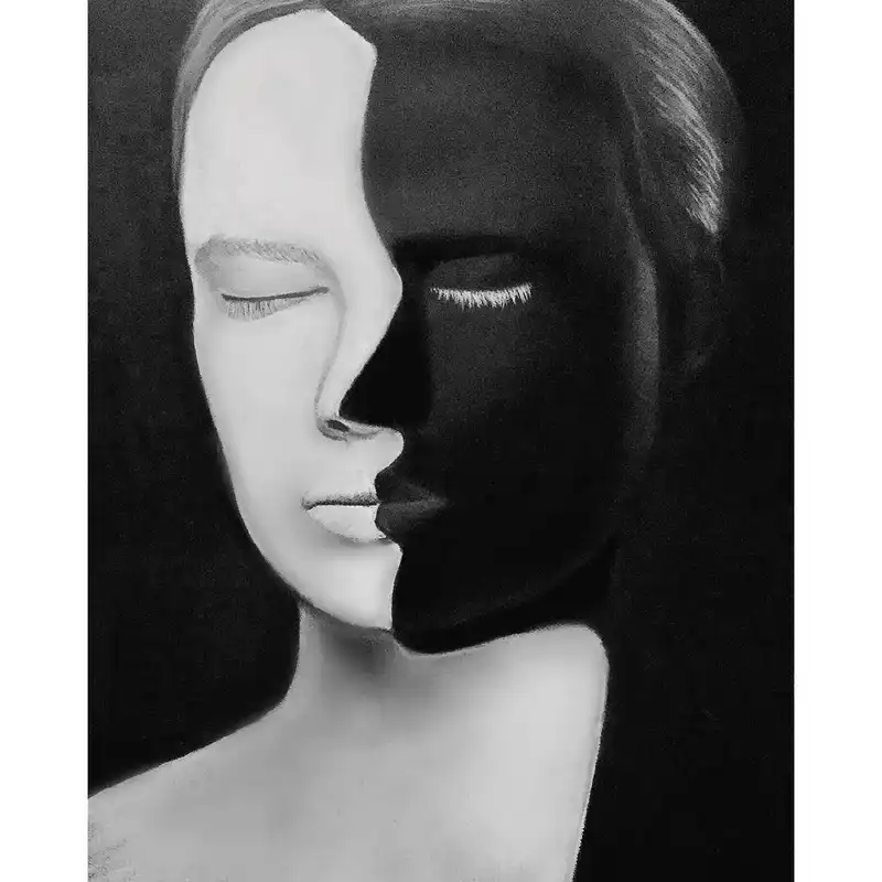 نقاشی سیاه قلم مدل درون کد 001