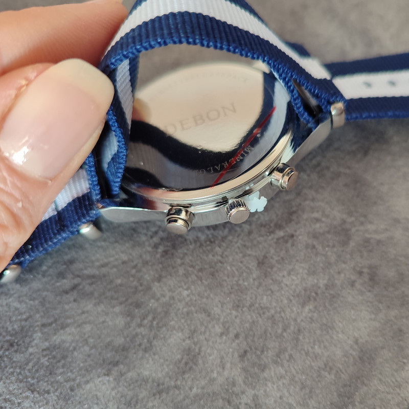 ساعت مچی عقربه‌ای مردانه مدل بند برزنتی کد 043