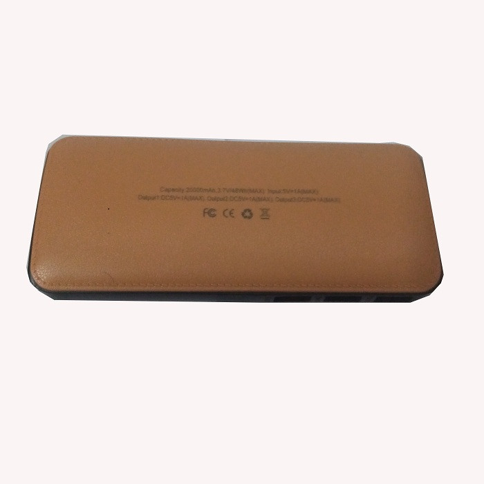 پاوربانک مدل classic ظرفیت 20000 میلی آمپر ساعت