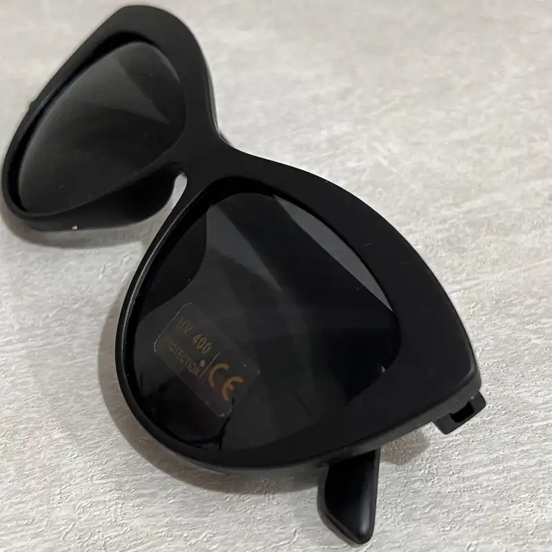 عینک آفتابی بچگانه مدل فانتزی گربه ای کد SN BL K