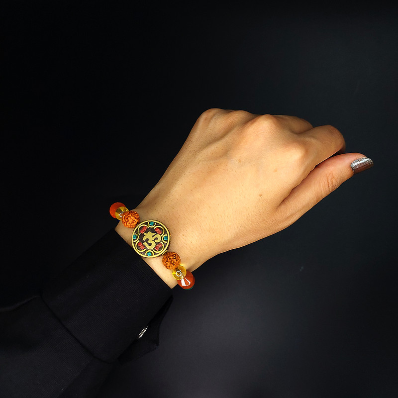 دستبند مدل هفت چاکرا 01 دستبند مدل هفت چاکرا 01