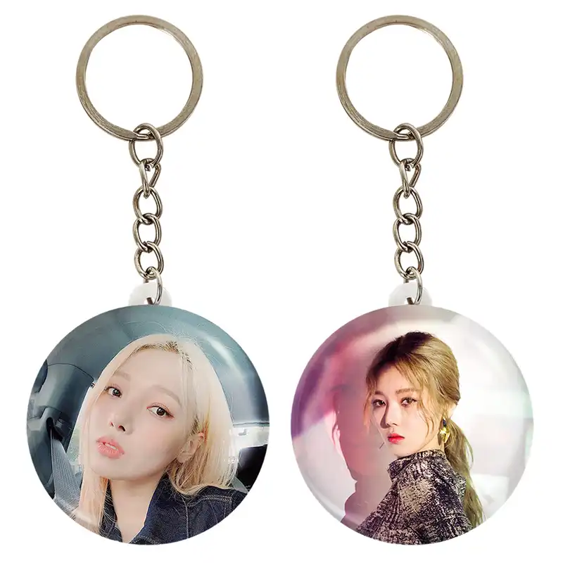 جاکلیدی خندالو مدل سومین گروه کارد Kard کد 2014920147 مجموعه 2 عددی