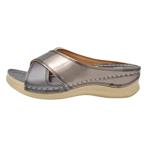 دمپایی زنانه پاما مدل دلینا کد G1557