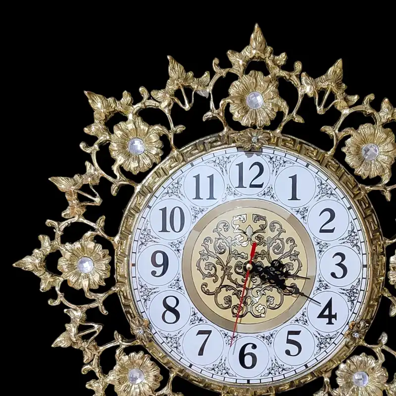 ساعت برنجی مدل روناک