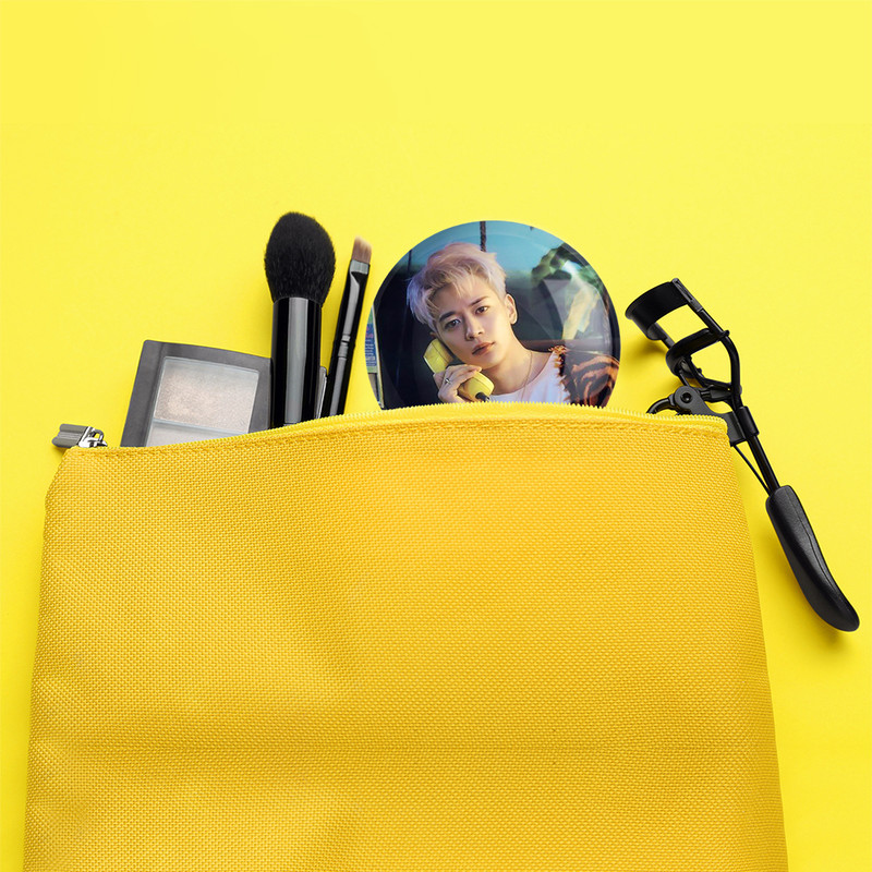 آینه جیبی خندالو مدل مینهو گروه شاینی Shinee  کد 21351