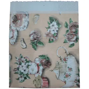سفره طرح برگ سبز سایز 81*150 سانتی متر