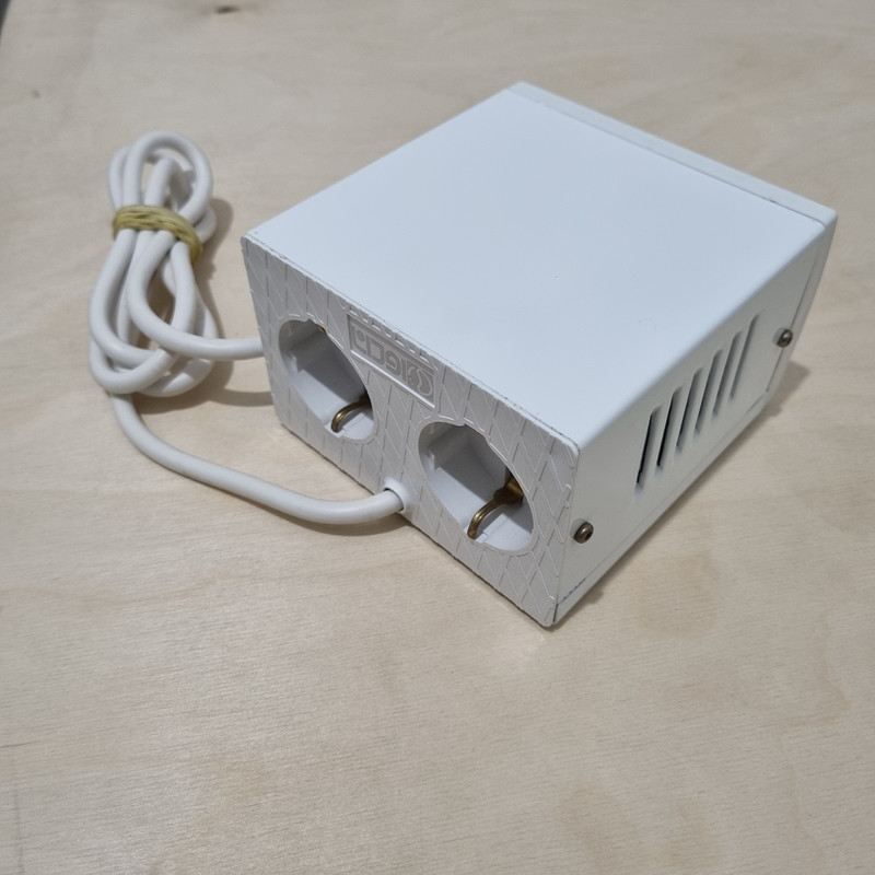 محافظ ولتاژ اودانا مدل X1-16A