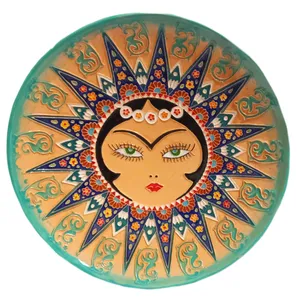 دیوارکوب میناکاری مدل خورشید خانوم نقش برجسته