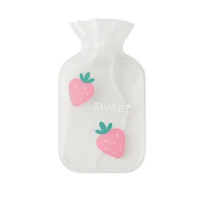 کیسه آب گرم طرح توت فرنگی