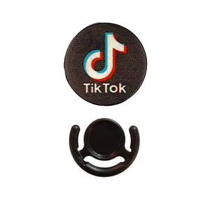 پایه نگهدارنده گوشی موبایل و تبلت پاپ سوکت مدل TikTok به همراه پاپ کلیپ