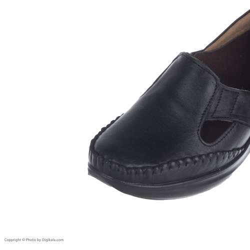 کفش راحتی زنانه کد ۱۳۰ کفش راحتی زنانه کد ۱۳۰