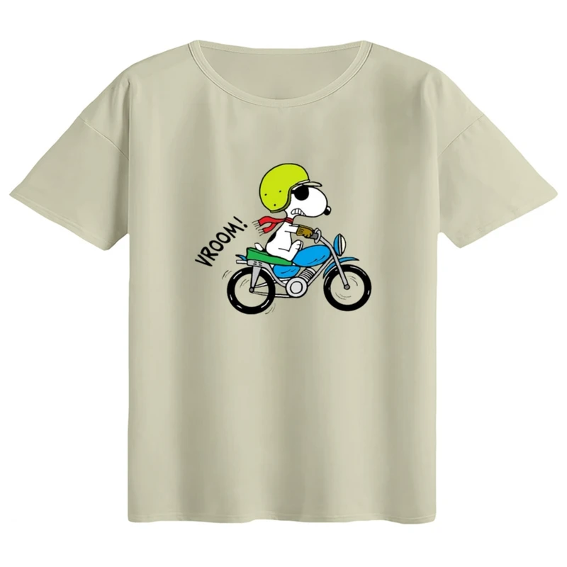 تی‌شرت اورسایز آستین کوتاه زنانه مدل باکسی طرح اسنوپی کد ۲