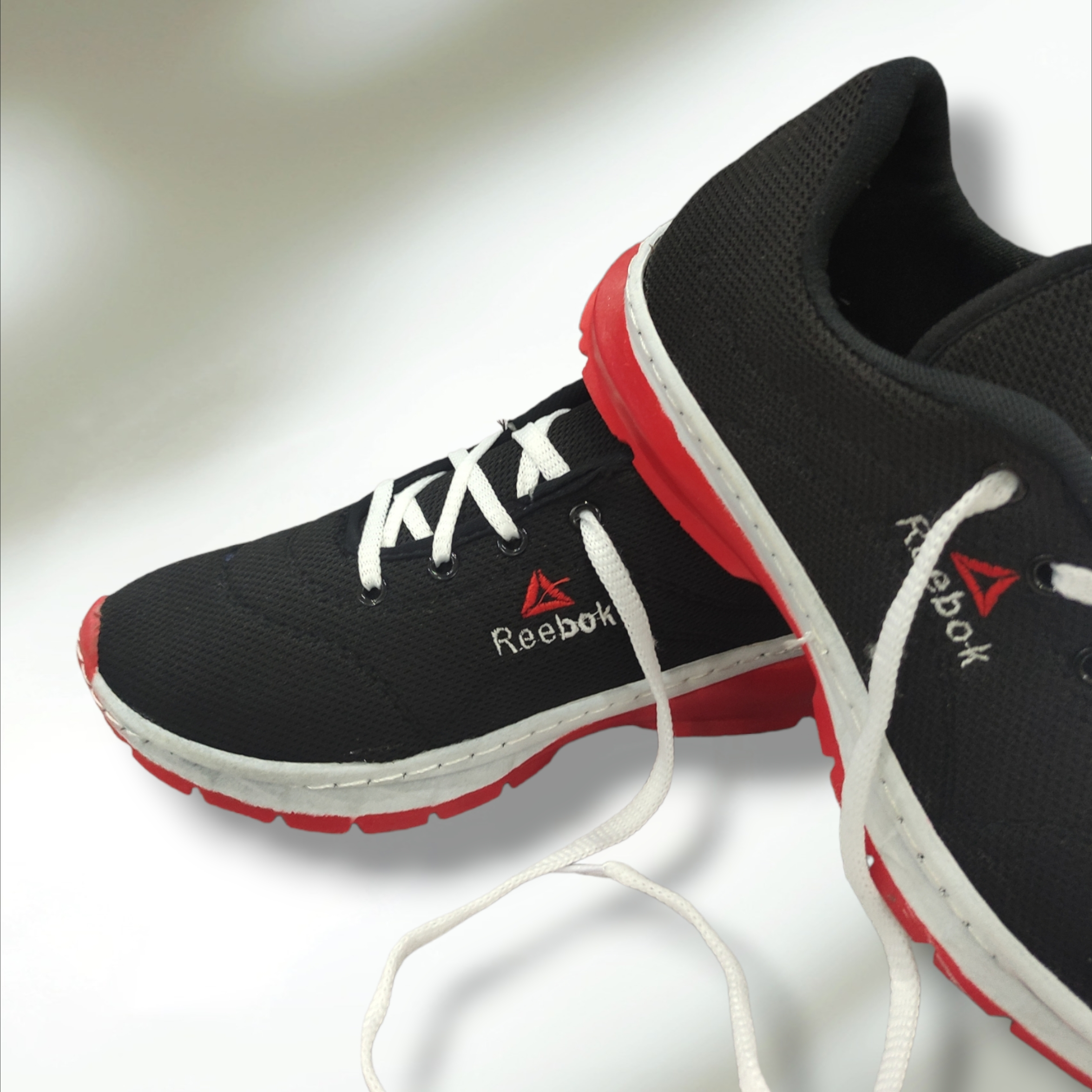 کفش پیاده روی مدل REEB-02R