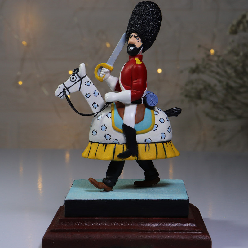 فیگور مدل کاپیتان هادوک طرح هدف کره ماه