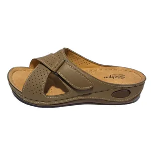 دمپایی زنانه شهپر مدل تیراژه