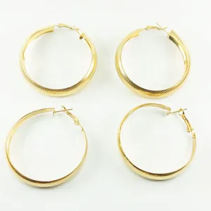 گوشواره زنانه مدل حلقه ای F61 مجموعه 2 عددی