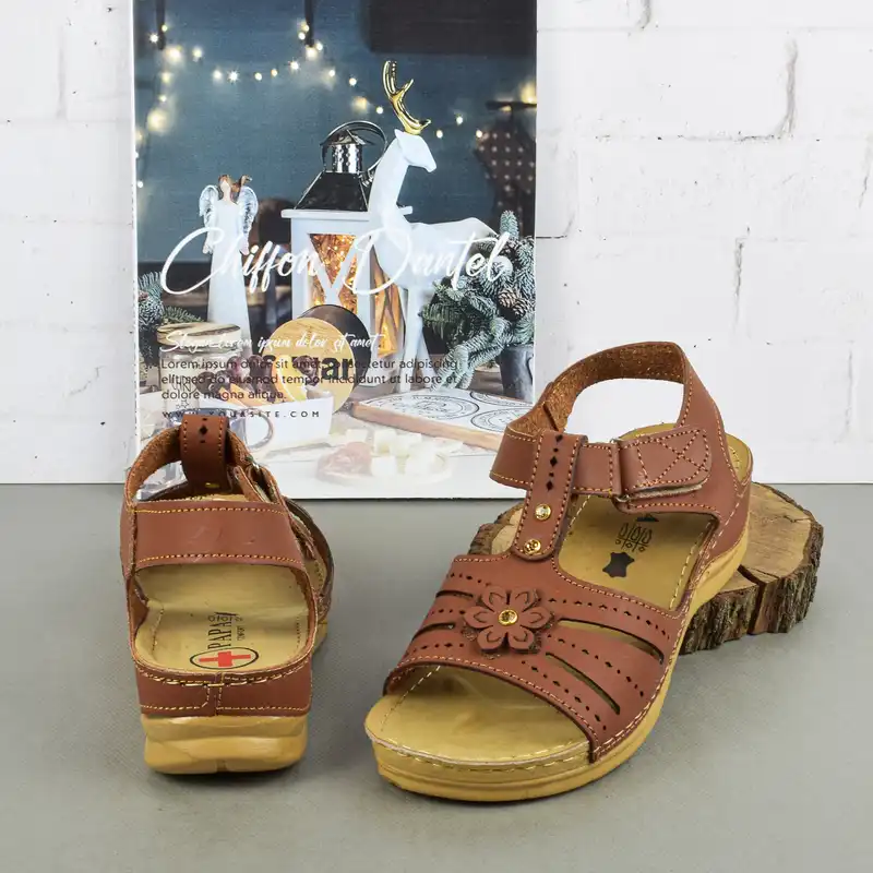 صندل زنانه پاپا مدل تارانتو کد NCF.2924