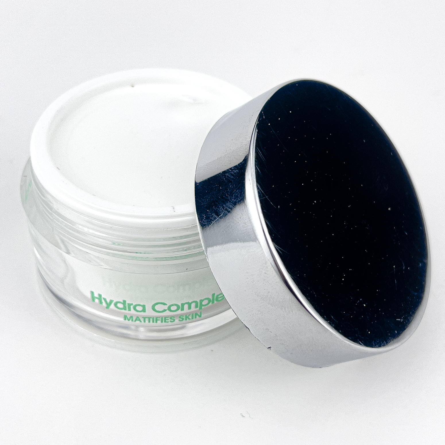 کرم آبرسان صورت فاربن مدل چای سبز برای پوست های چرب و مختلط حجم 50 میلی لیتر مجموعه 2 عددی