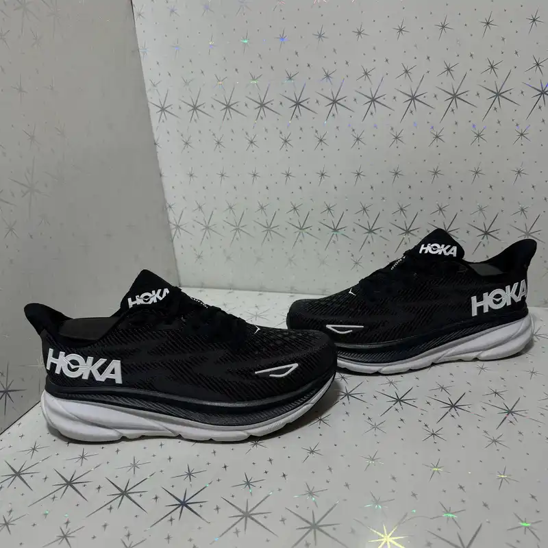 کفش راحتی هوکا مدل Clifton 9