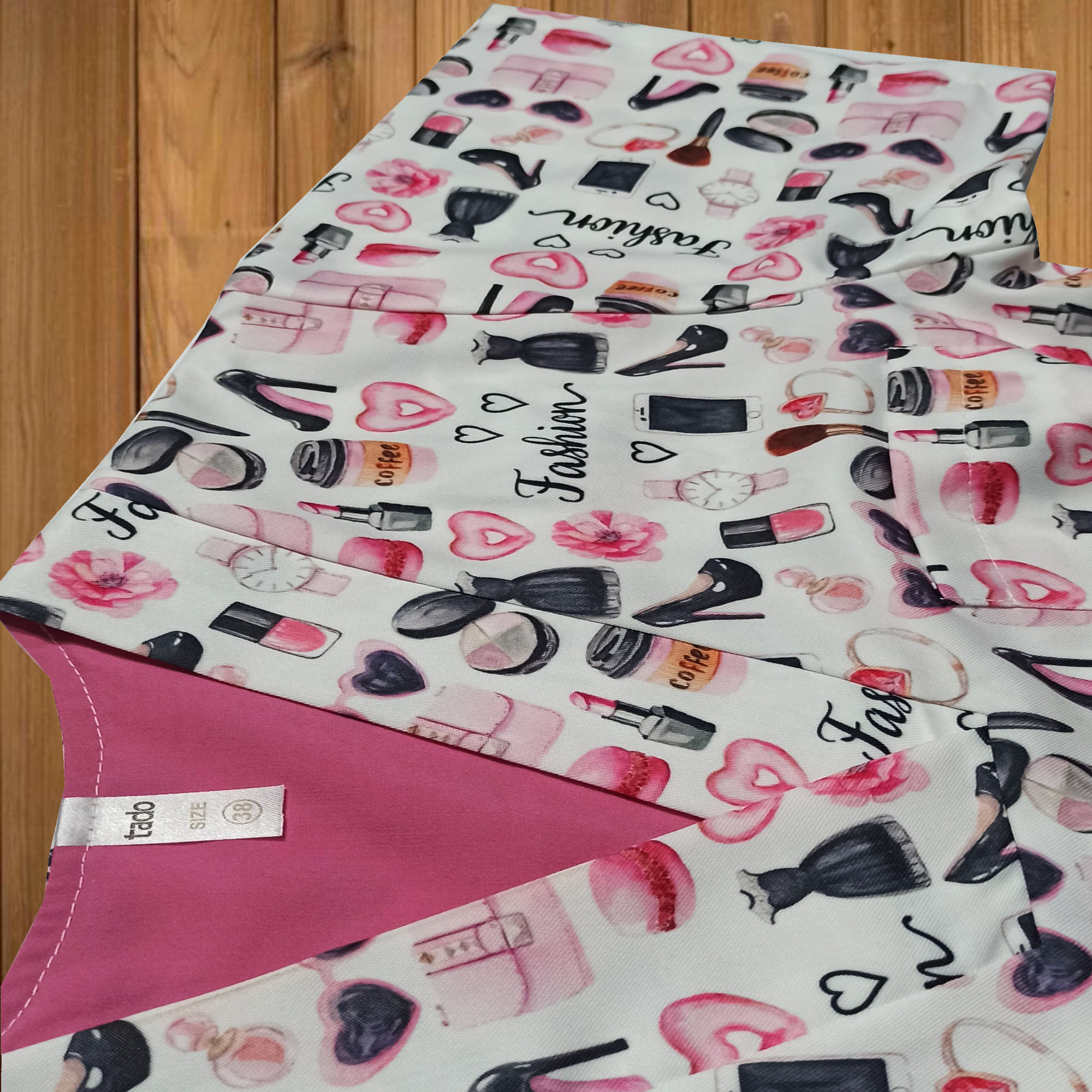 لباس کار زنانه تادو مدل آرایشگری کد RO51 لباس کار زنانه تادو مدل آرایشگری کد RO51