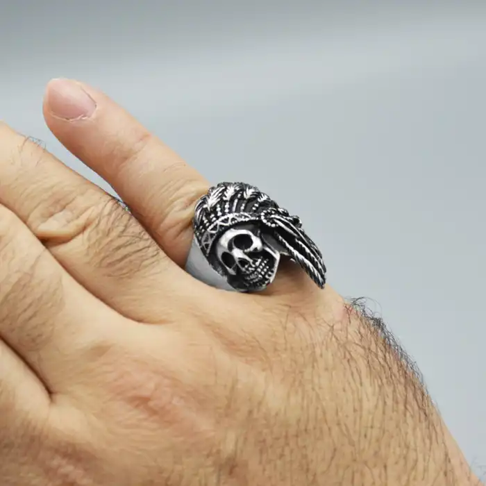 انگشتر مدل نیم رخ جمجمه سرخپوست