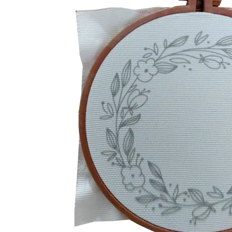 بسته گلدوزی طرح حلقه گل 8 مجموعه 14عددی