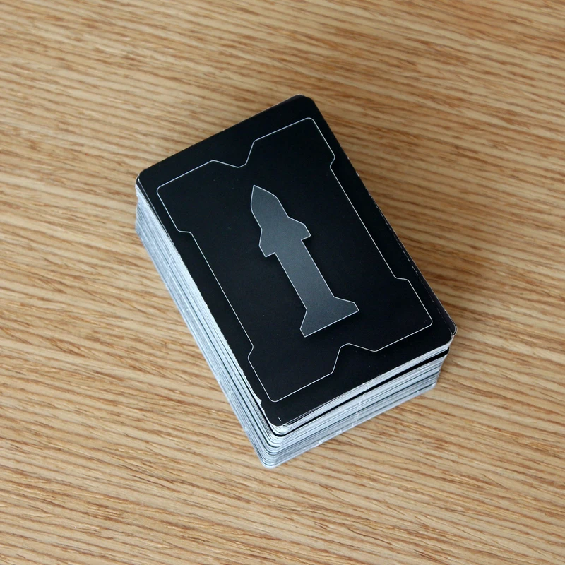 عکس شماره 13 : بازی فکری آتشبار مدل کارتی مناسب برای سن 6 سال به بالا