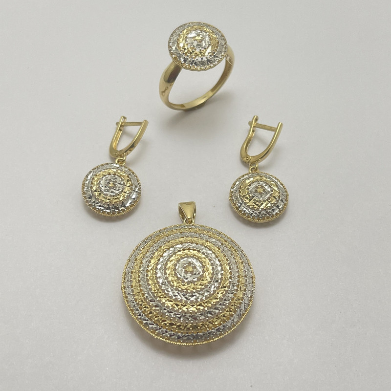 نیم ست طلا 18 عیار زنانه مدل NS004 طرح آوا