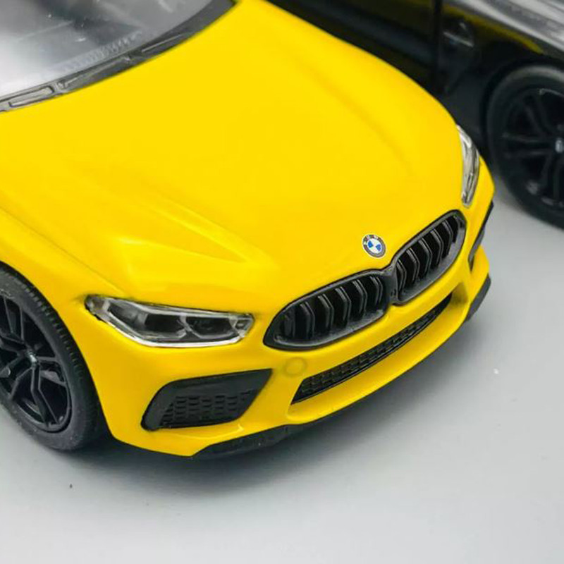 ماشین بازی کینزمارت مدل BMW M8 coupe