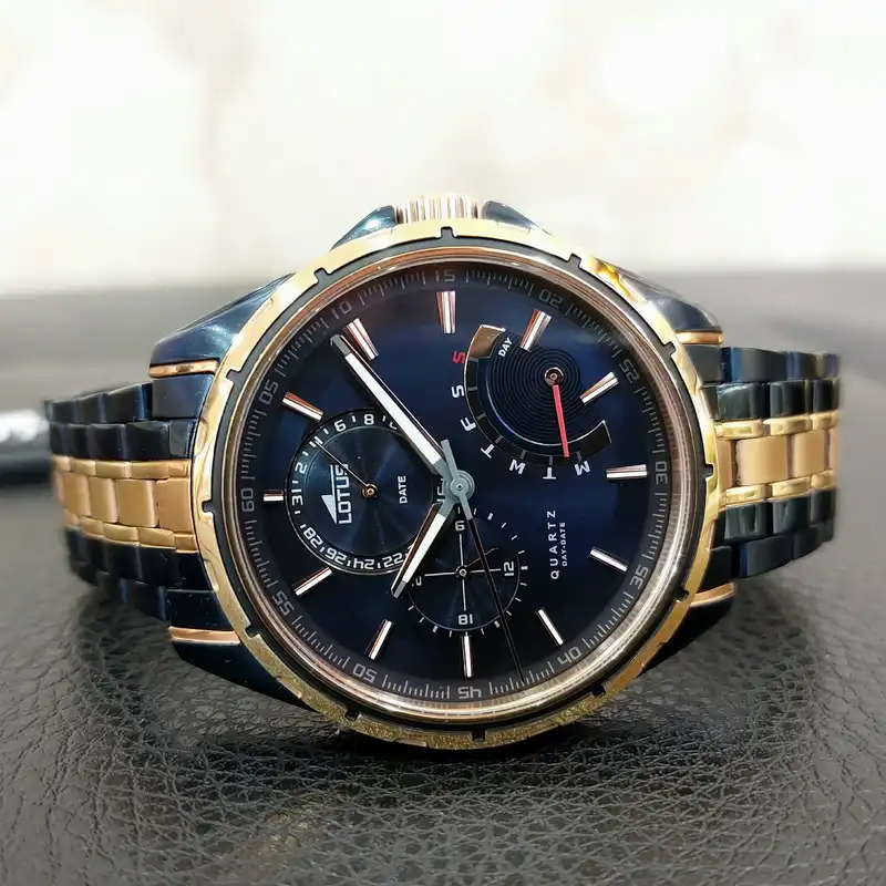 ساعت مچی عقربه‌ای مردانه لوتوس مدل L18205.1