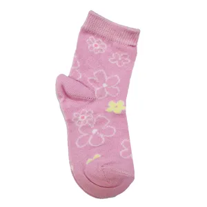 جوراب ساق کوتاه دخترانه مدل گل 01