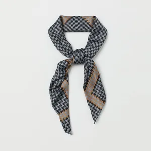 روسری زنانه اچ اند ام مدل 0772565024