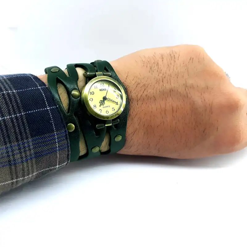 ساعت مچی عقربه ای کد 01