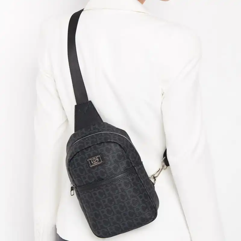 کیف دوشی زنانه پیر کاردین مدل 05PO16K1197