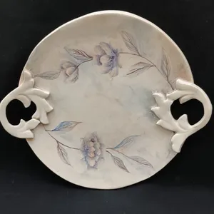 بشقاب سرامیکی هیوا طرح گل یخ دسته دار کد 11958429