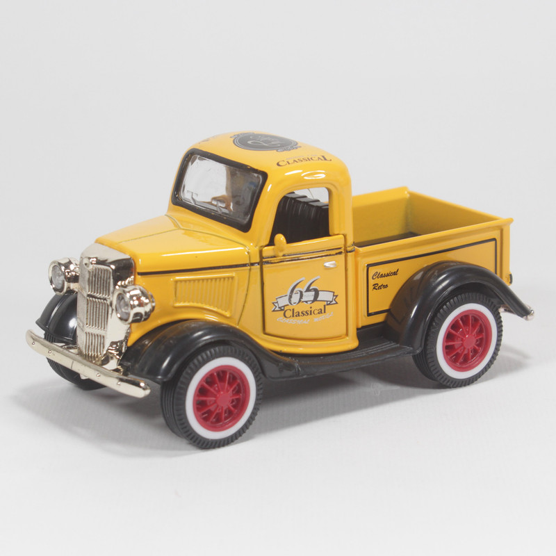 ماشین بازی مدل کلاسیک کد 0562