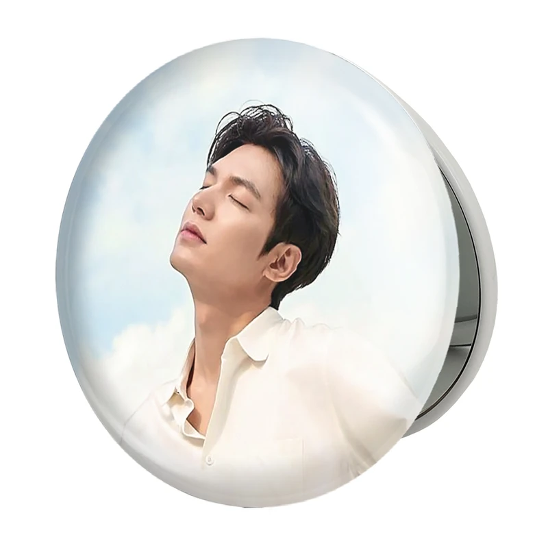 آینه جیبی خندالو طرح لی مین هو Leemin ho مدل تاشو کد 20880 