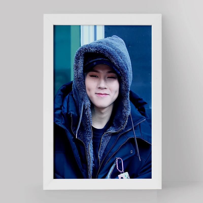 تابلو خندالو مدل جوهان گروه مانستا اکس MONSTA X کد 21133