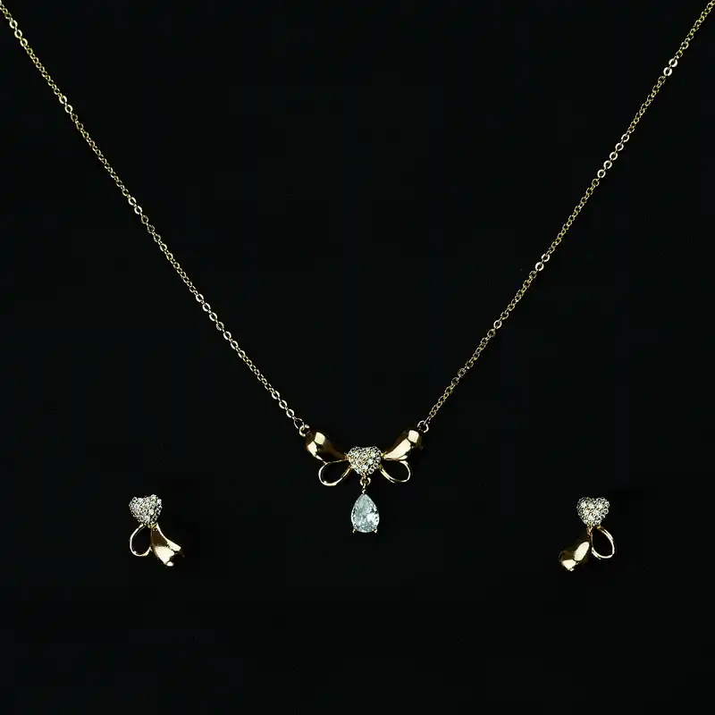 نیم ست زنانه مدل پاپیون و نگین طرح قلب