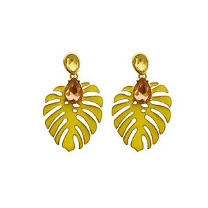 گوشواره زنانه آی ام مدل برگ انجیری 5903