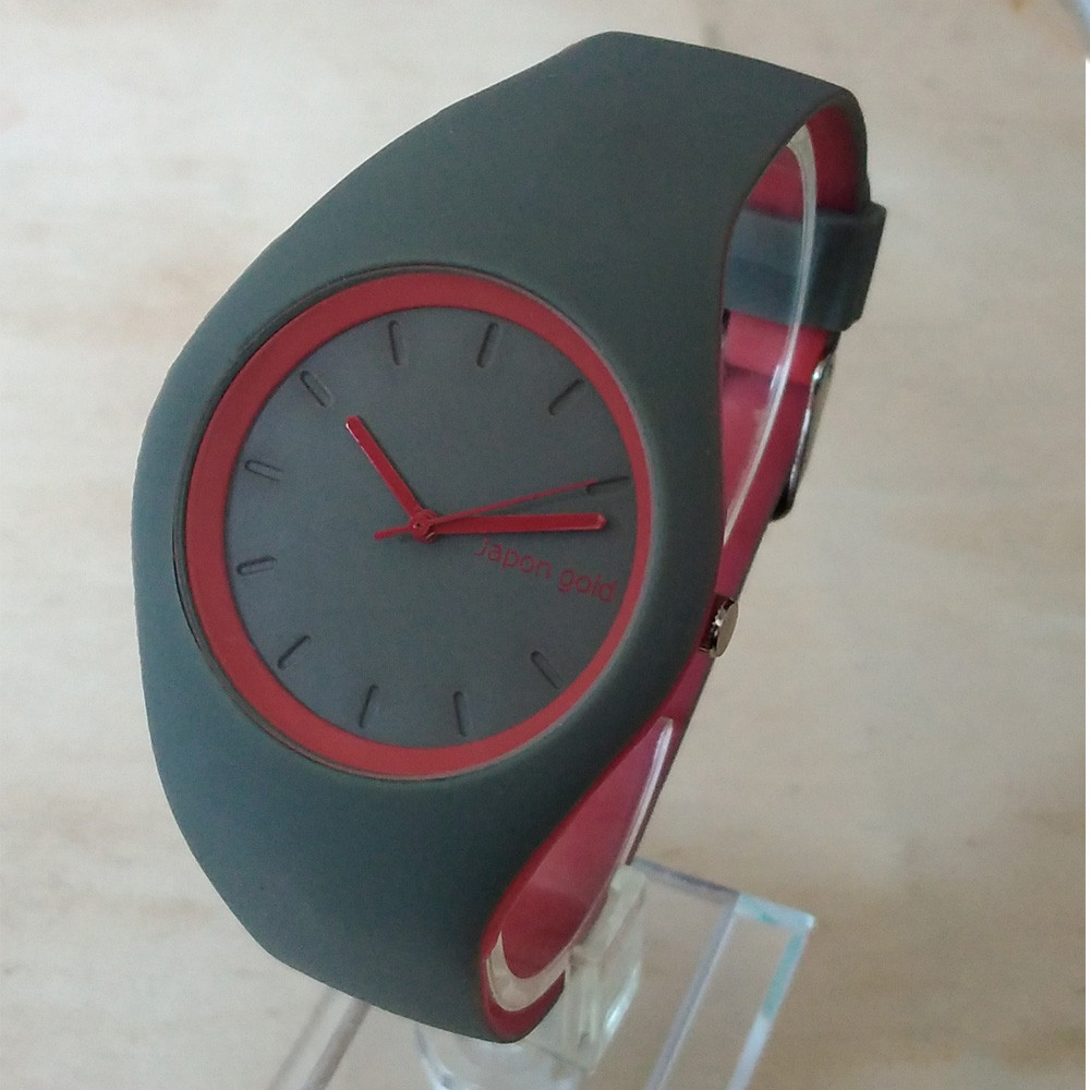 ساعت مچی عقربه ای دخترانه کد 702