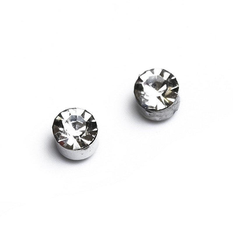 گوشواره زنانه مدل مگنتی نگین دار گوشواره زنانه مدل مگنتی نگین دار