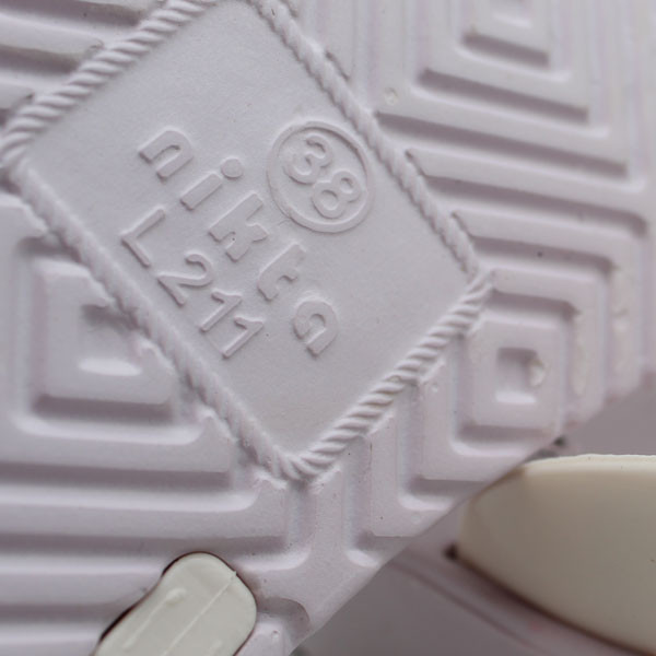 دمپایی لاانگشتی زنانه نیکتا مدل 211-yasi