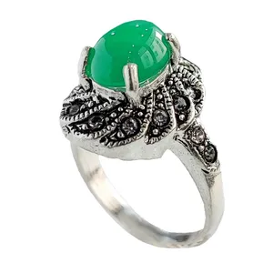 انگشتر نقره زنانه مدل عقیق کد AW7017